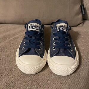 Converse Boys size 11
